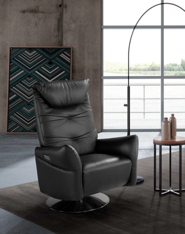 ADRIAN-SWIVEL-M-600x756-1